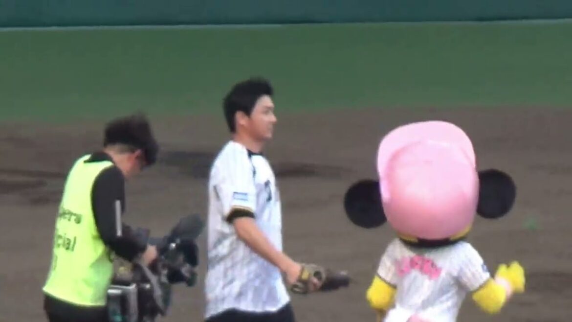 阪神OB・林威助　台湾デーのファーストピッチセレモニー　 2024.06.07阪神VS西武