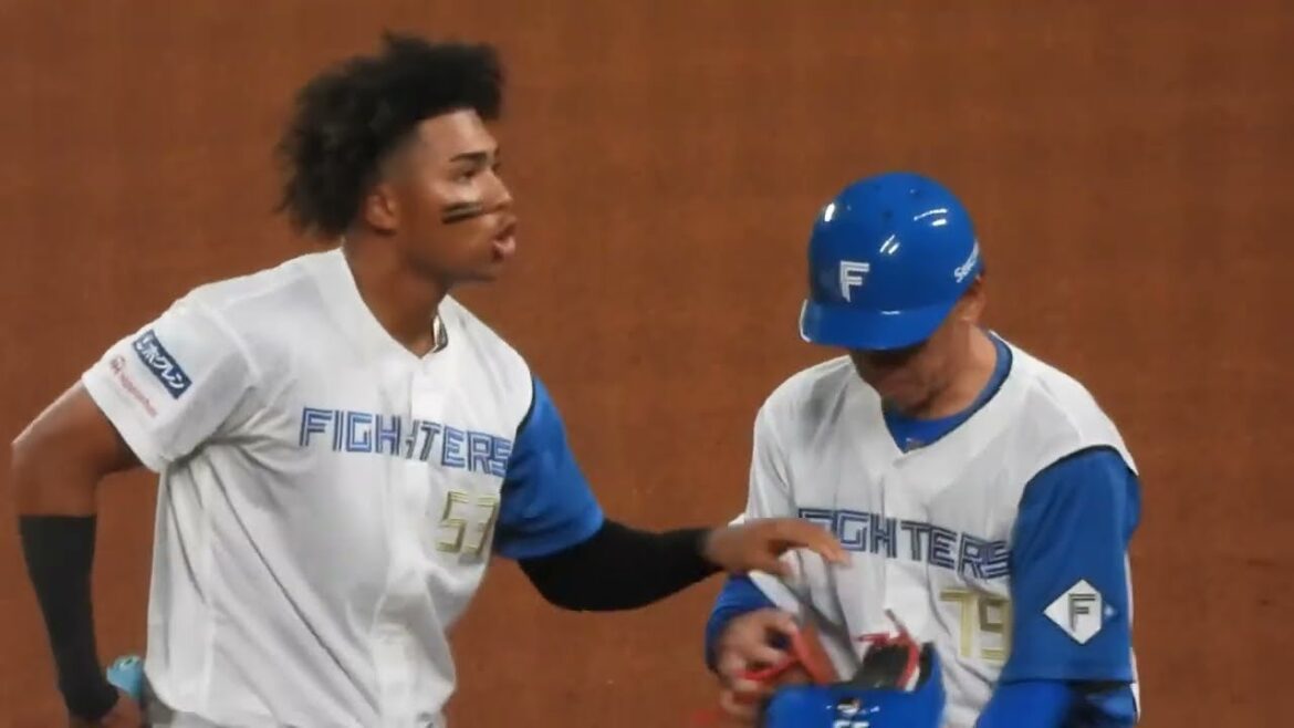 水谷瞬が均衡を破る爆裂タイムリーを放った‼︎と思いきや萩尾にファインプレーキャッチされてしまう瞬間　エスコンフィールド北海道日本ハムファイターズ対巨人交流戦