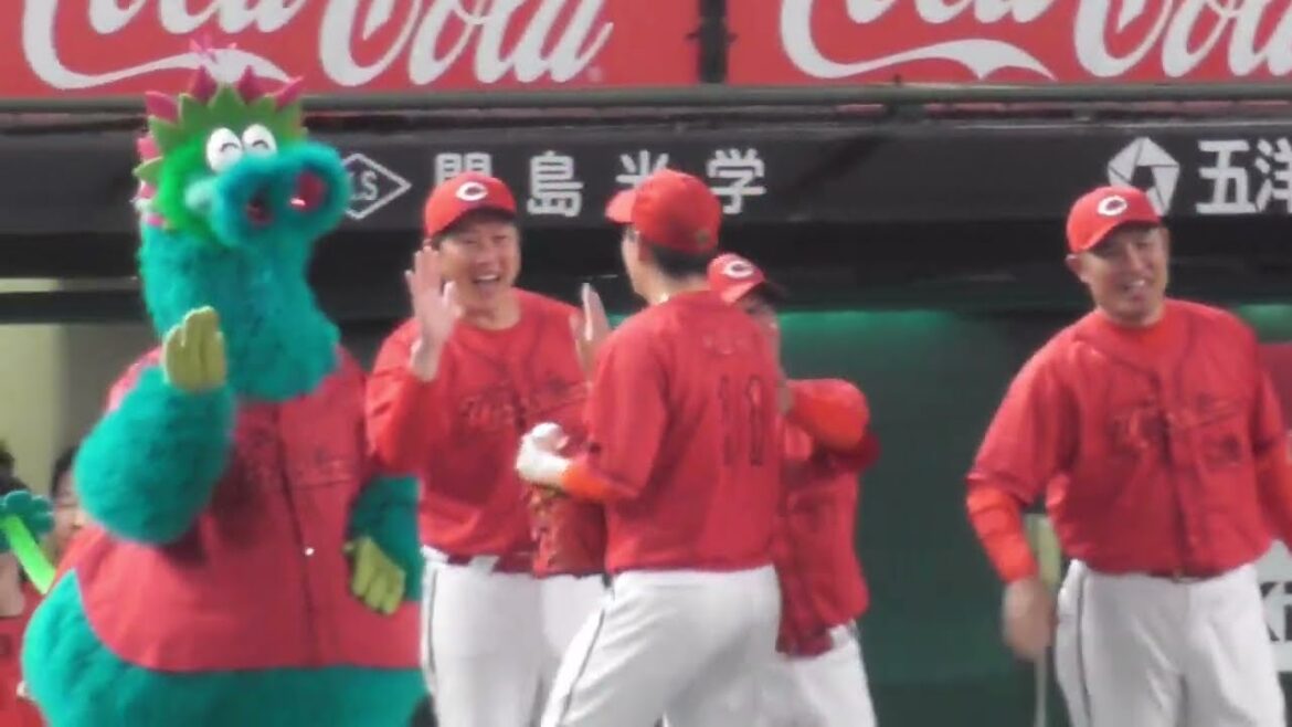 死ぬ気で投げました！九里亜蓮が130球の力投で完封勝利の瞬間完全ハイライト&笑顔のハイタッチ！2024年6月13日