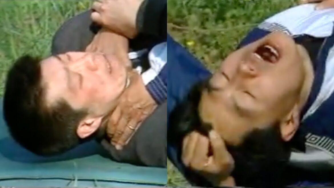 Old school Chinese police hand-to-hand combat Old school Chinese police hand-to-hand combat