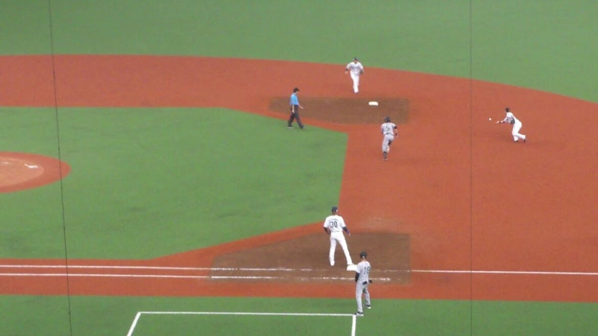 西武 外崎修汰のトスによる463のダブルプレー　西武 vs 巨人　2024年6月2日(日)