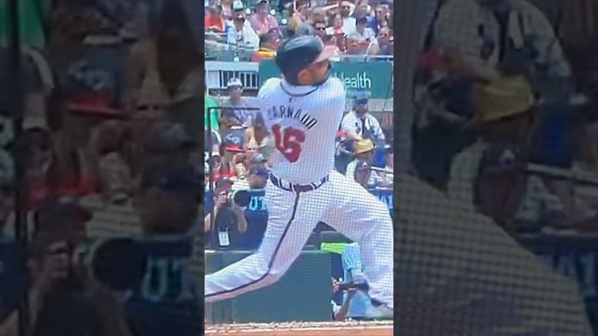 Atlanta Braves Travis d'Arnaud solo homerun to take the lead against Tampa Bay Rays ⚾️ #shorts