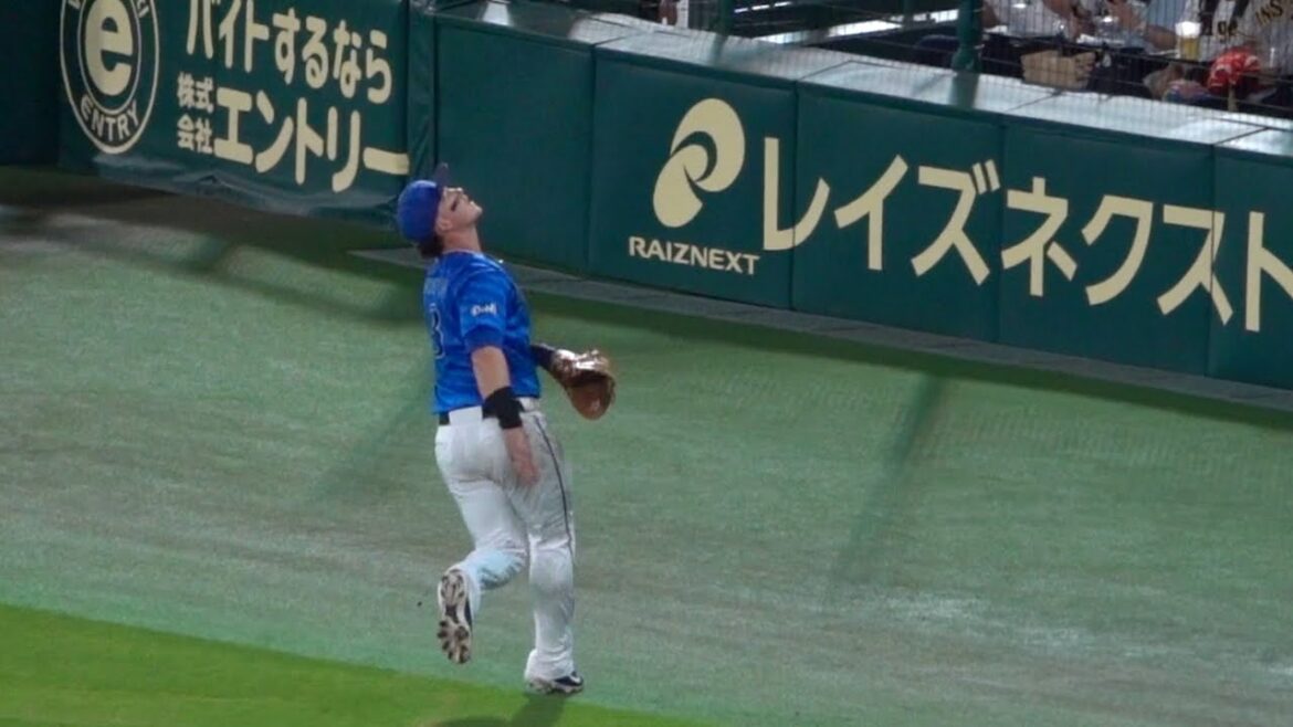 オースティン追っかけナイスキャッチ！坂本裕哉ナイスリリーフ！2024/06/21 横浜DeNAベイスターズ
