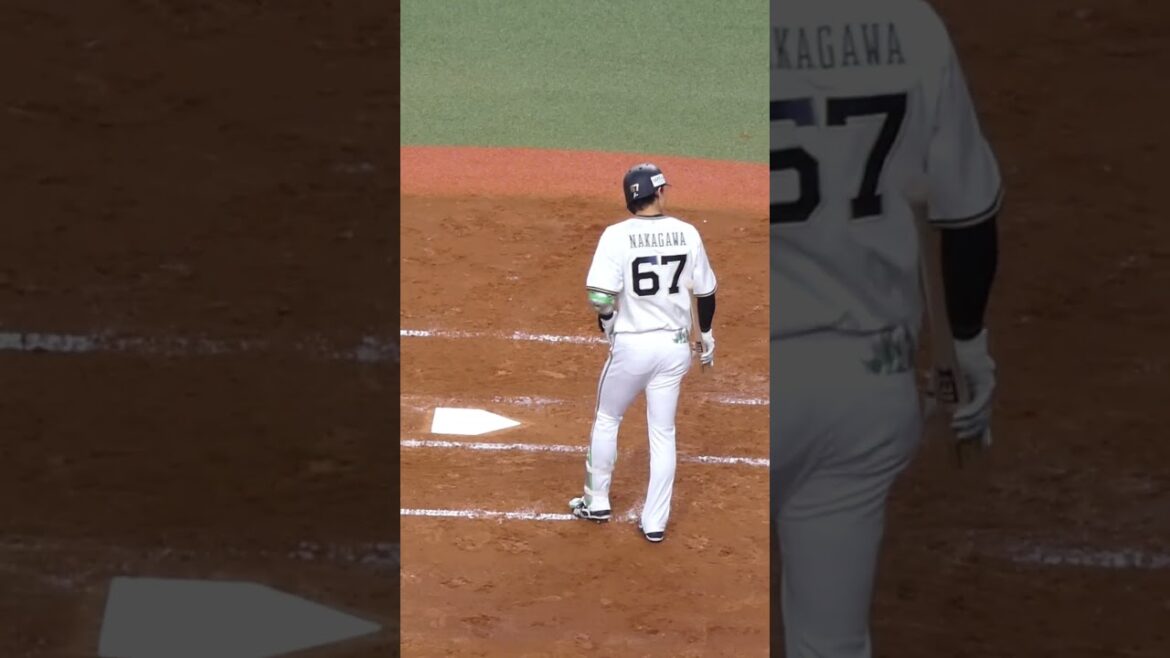 中川 圭太　ワンバウンド投球を空振りして てへぺろ　#オリックスバファローズ #shorts