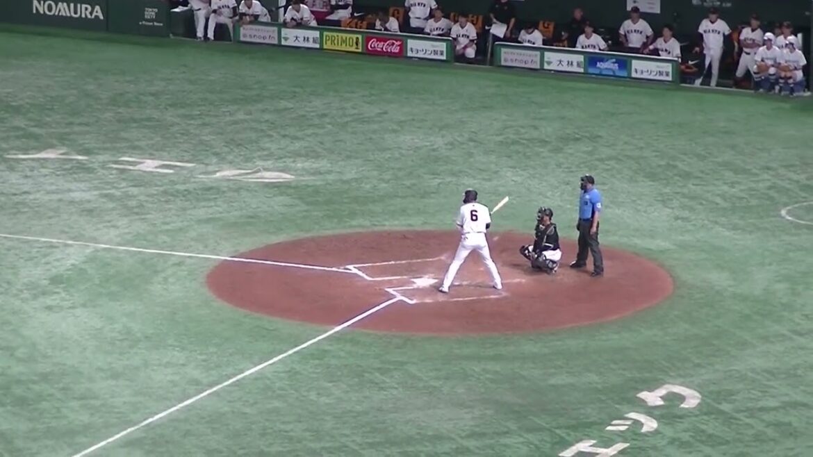 【盛り上がるスタンド】坂本勇人を三振に取る坂本光士郎（2024年6月6日 読売ジャイアンツ対 千葉ロッテマリーンズ）