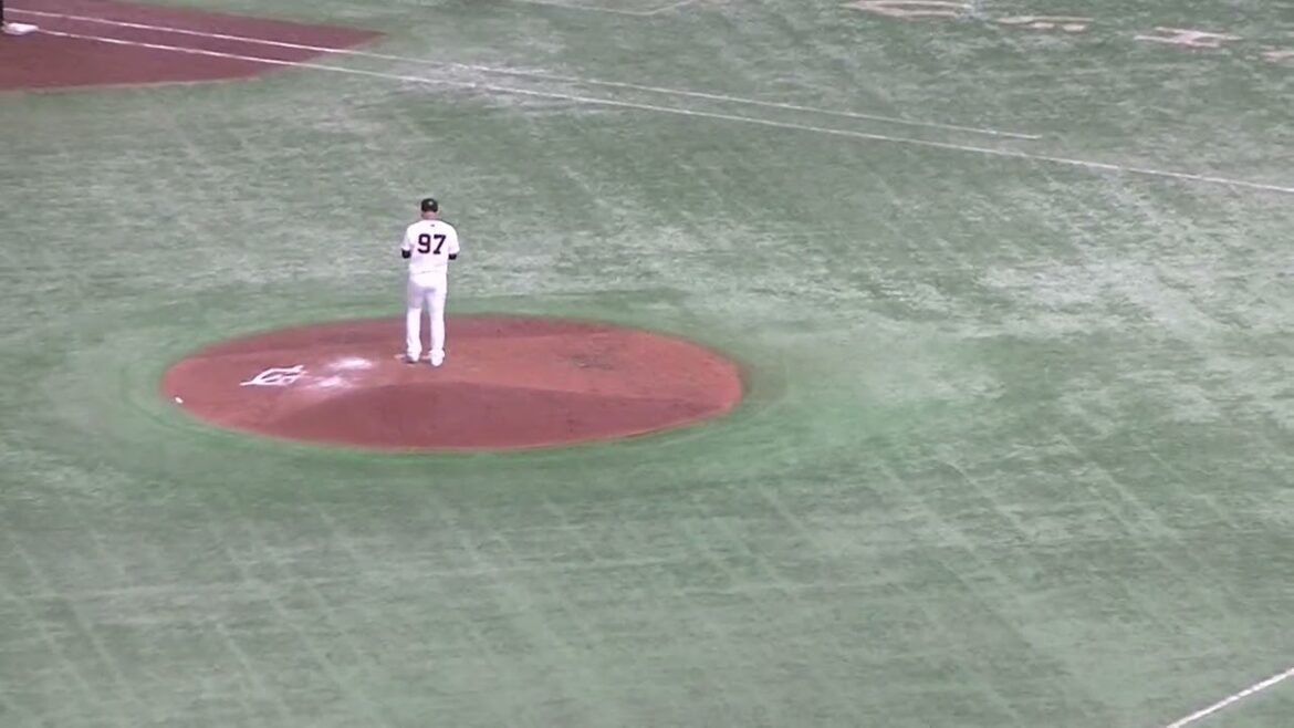 愛斗を空振り三振にとる井上温大（2024年6月6日 読売ジャイアンツ対 千葉ロッテマリーンズ）