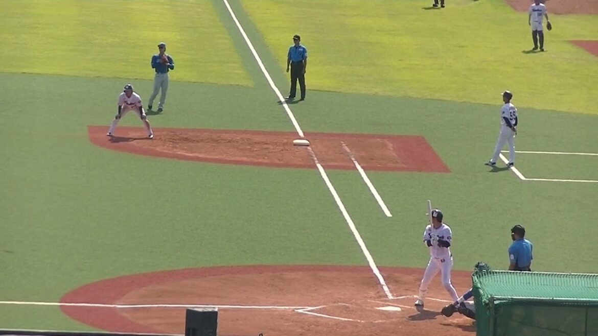 太田賢吾が日ハム石川直也からタイムリーツーベースヒットを放つ（2024年6月14日 ヤクルトスワローズ対 日本ハムファイターズ）