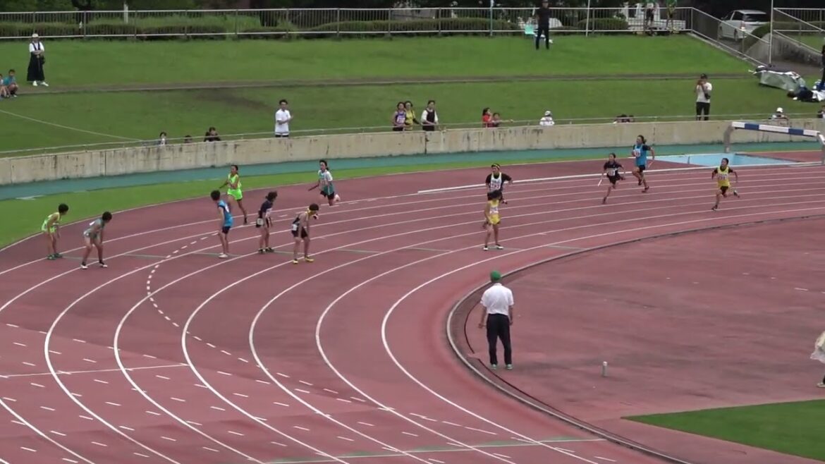 20240623143251宮崎県学童男女混合4×100ｍＲ決2組 小林J r.B1'00"59：坂元ほの華(6)・宮山 千拓(5)・堤下 絢世(6)・内木場 慶(6)