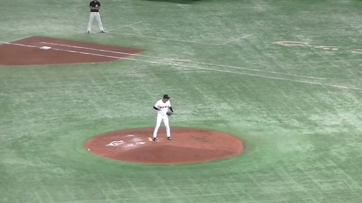 田村龍弘、安田尚憲を淡々と抑える西舘勇陽（2024年6月6日 読売ジャイアンツ対 千葉ロッテマリーンズ）