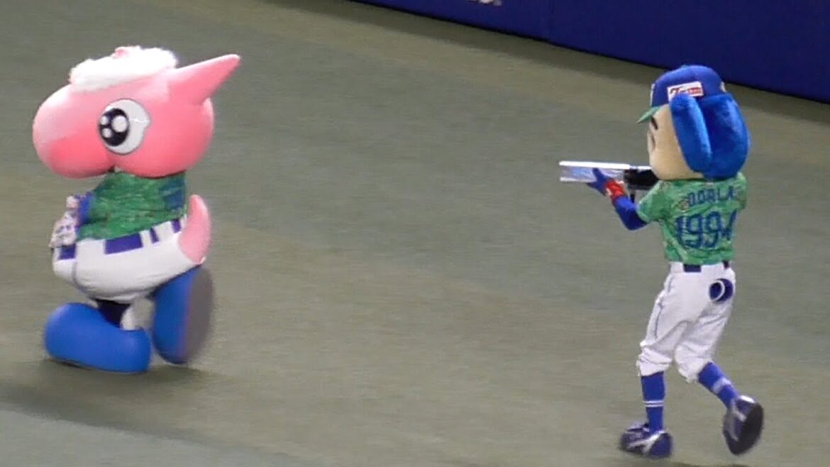ドアラ　獲物を発見⁉︎ 走るパオロンを狙い撃ち　中日ドラゴンズVS横浜DeNAベイスターズ　2024/06/28