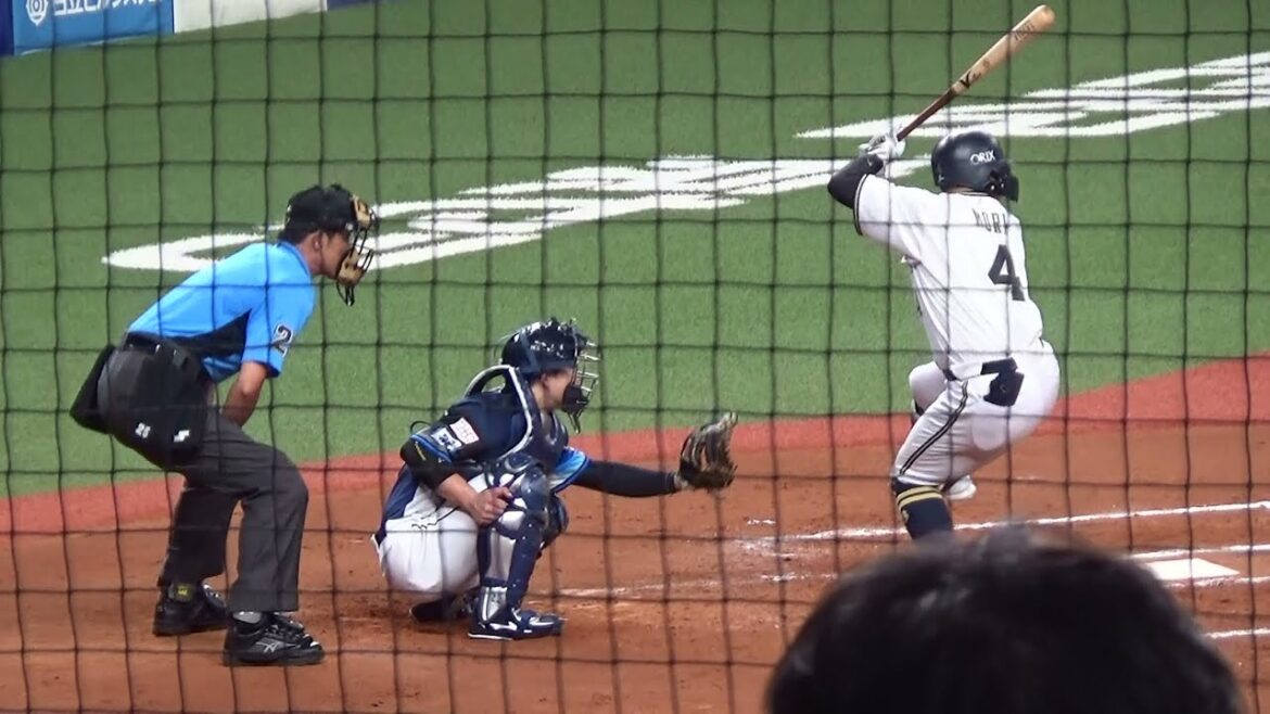 【(注)審判員メイン動画です】森友哉選手が放った打球(第2号ホームラン)を一切見ない審判ファンによる撮影動画【2024.6.21 オリックス vs 埼玉西武 10回戦 @京セラドーム大阪 】 【(注)審判員メイン動画です】森友哉選手が放った打球(第2号ホームラン)を一切見ない審判ファンによる撮影動画【2024.6.21 オリックス vs 埼玉西武 10回戦 @京セラドーム大阪 】