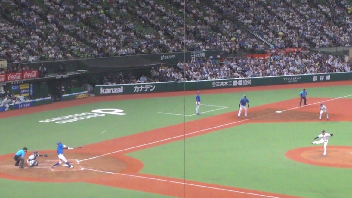 横浜DeNAベイスターズ 8回表 2点の攻撃　筒香嘉智のタイムリー三塁打、佐野恵太のタイムリーヒット、古賀悠斗の盗塁阻止ナイスプレーなど　西武 vs DeNA　2024年6月14日(金) ベルーナ