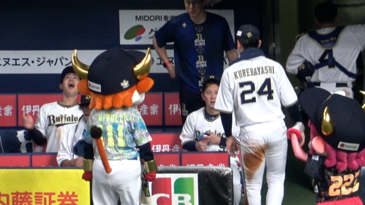 試合後、紅林の捕球体勢をイジり倒す太田椋w