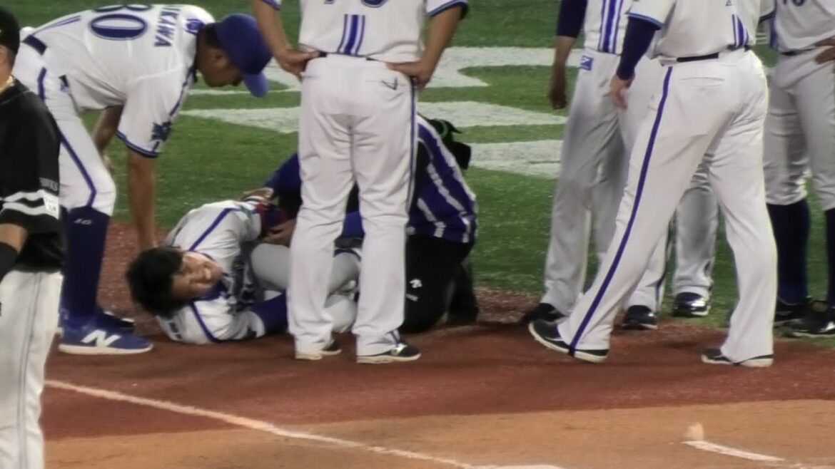 DeNA 上茶谷大河 担架で退場、の様子 2024.6.7(横浜スタジアム)