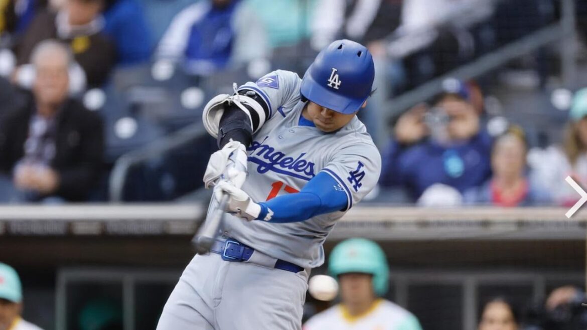 松井裕樹対大谷翔平大谷翔平が左中間に2ベースを打ち、無死2・3塁とチャンスを広げました!!