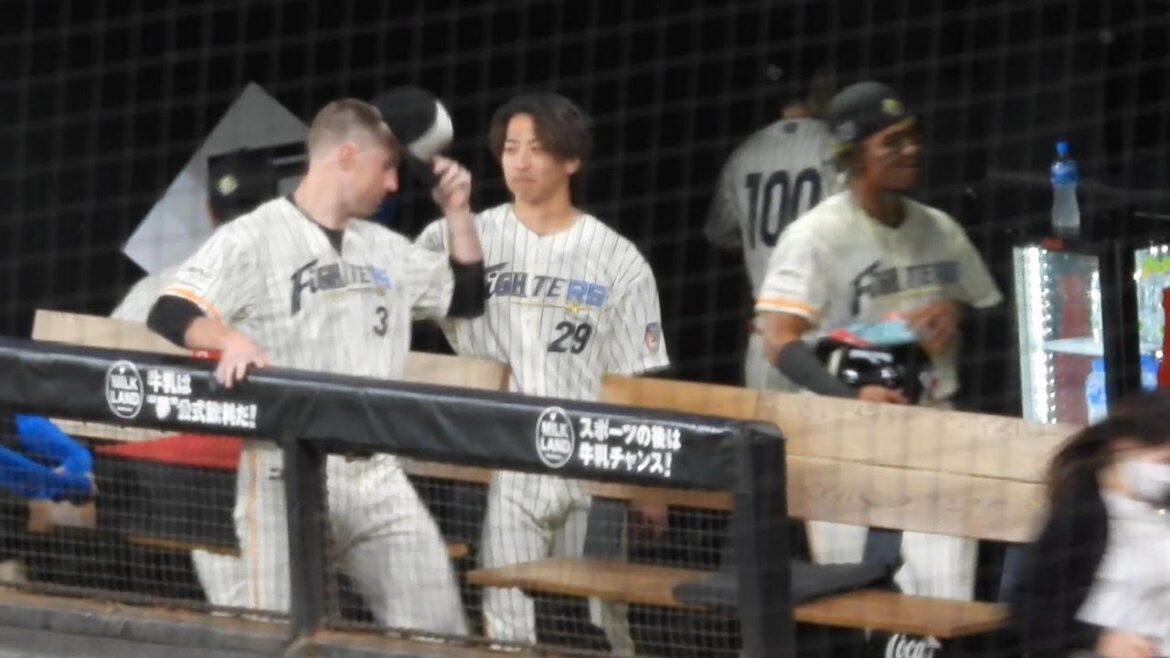 【20240703】細野晴希　マーフィー（8回からのベンチの雰囲気）試合後呆然とベンチにたたずむマーフィーに声かける細野（泣）次は勝てる