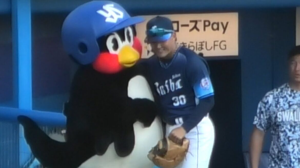 つば九郎、元山飛優と再会する 20240605