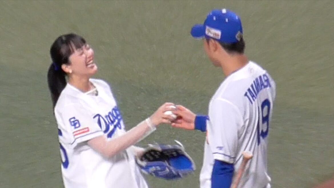 【超レア】髙橋宏斗　中京大中京の先輩　緑黄色社会　長屋晴子さんの始球式のバッターとして登場　中日ドラゴンズVS広島東洋カープ　2024/07/07