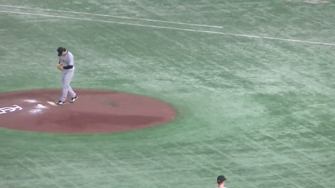 西川遥輝を打ち取る高梨雄平（読売ジャイアンツ 対 ヤクルトスワローズ2024年6月22日）