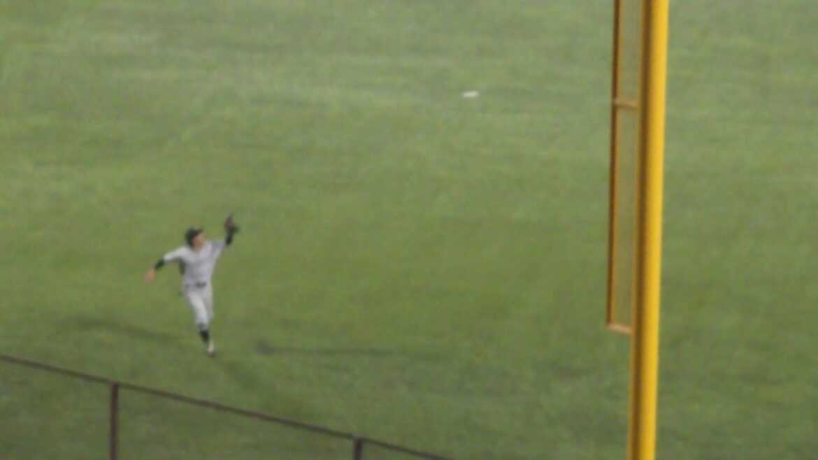 巨人 立岡宗一郎 ナイスプレー　ヤクルト vs 巨人　2024年7月5日(金) 神宮球場