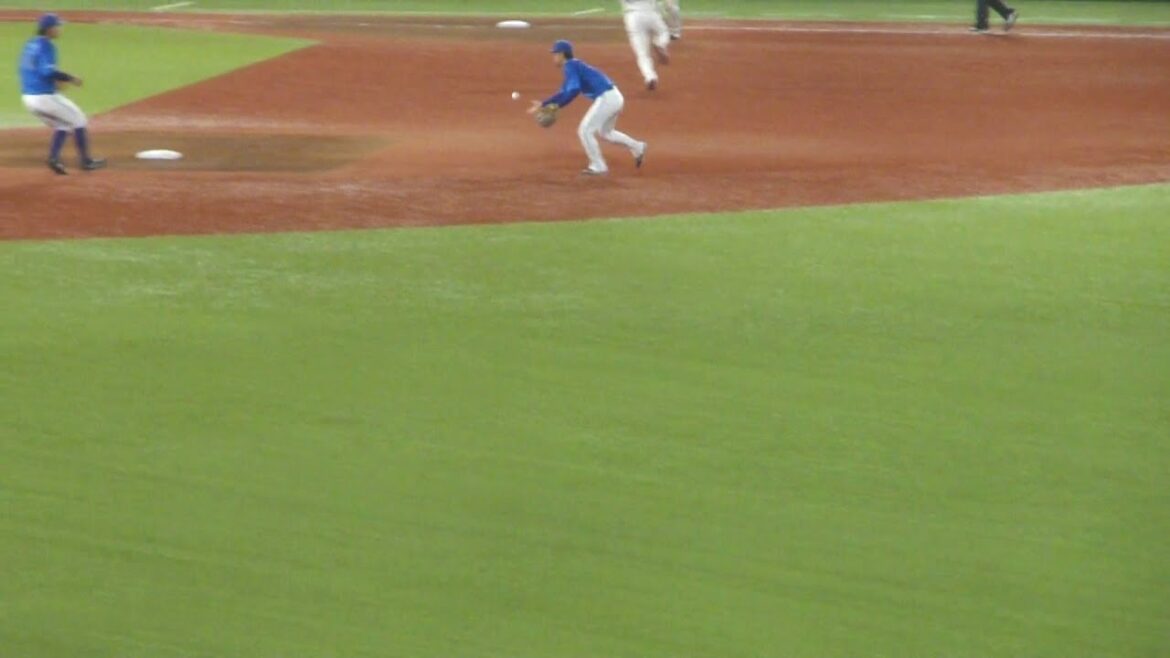 DeNA 大和のトスによる、643のダブルプレー　ヤクルト vs DeNA　2024年5月23日(木)