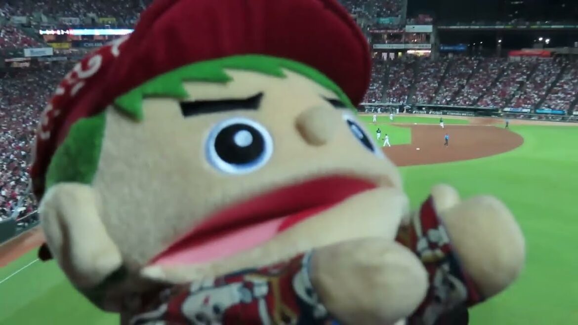 カープ6回シャイナー1軍再昇格後の初ヒット❗💪⇒代打田中広輔 カープ6回シャイナー1軍再昇格後の初ヒット❗💪⇒代打田中広輔