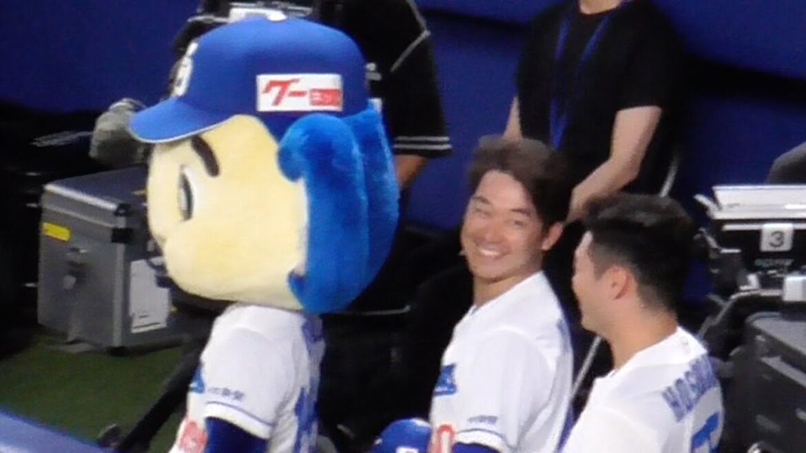 国歌演奏　ドアラ横のポジション山本泰寛 嬉しそう 中日ドラゴンズVS阪神タイガース　2024/07/12