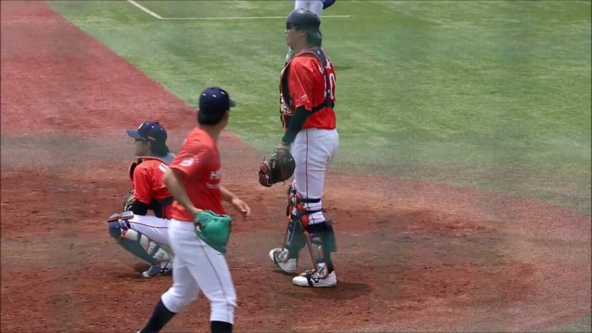 桂依央利　シートノック　太田市運動公園野球場　20240606