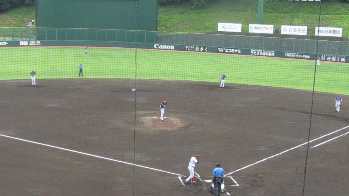 レフトへヒットを放つジャイアンツ増田陸＜読売ジャイアンツ対オイシックス新潟アルビレックスBC 　2024年7月9日＞