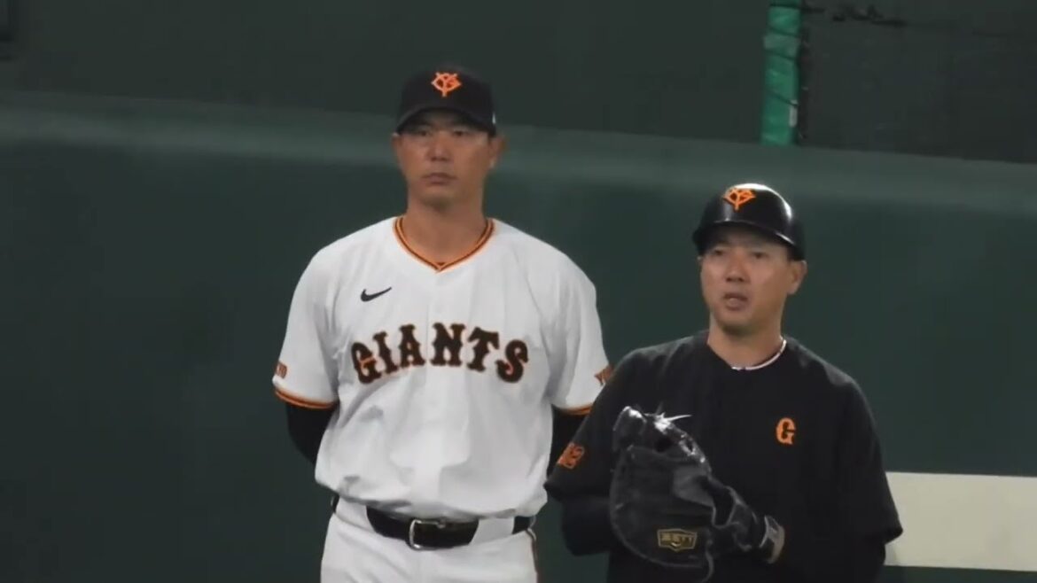 巨人対阪神　内海哲也が傍で見守る山﨑伊織の登板直前練習の様子　伝統の一戦　2024/7/16(火)　in東京ドーム