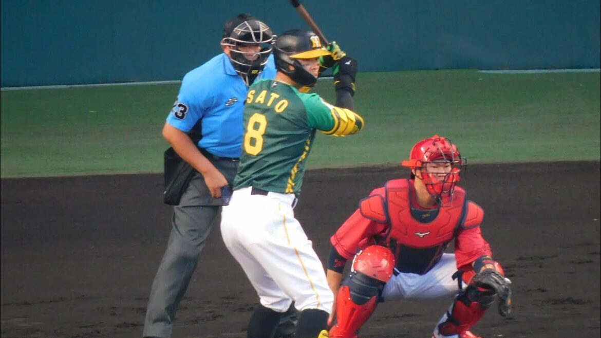 佐藤輝明 床田攻略へ 反対方向へヒット 先頭打者が出塁