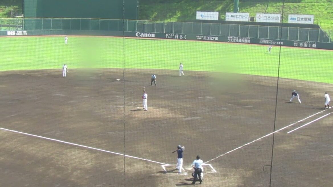 ジャイアンツ笠島尚樹がSUBARU後藤克基を内野フライに打ち取る＜読売ジャイアンツ対SUBARUプロアマ交流戦2024年7月3日＞