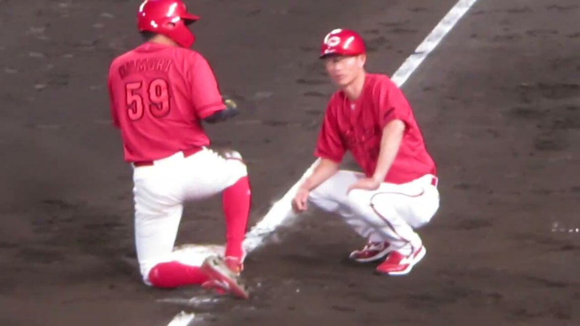 カープ延長11回　大盛の右手❗阪神送球ミスからリクエスト⇒セーフのジャッジ