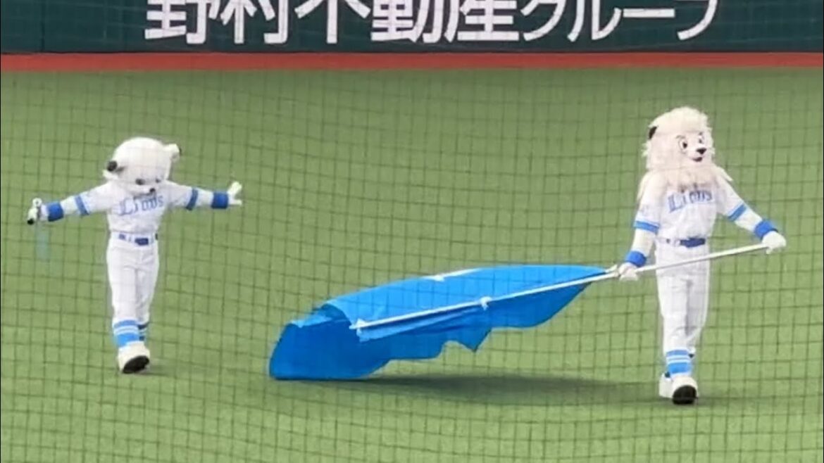 33℃だけど涼しげな西武ブルーユニフォームのレオとライナがだんだん近づいてくる動画【西武vsソフトバンク】2024/7/19