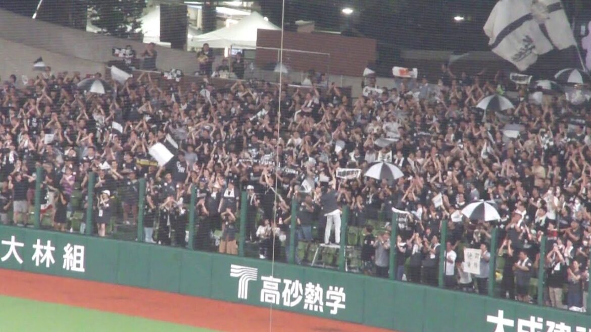 千葉ロッテマリーンズ 8回表一挙3点の猛攻で逆転　藤岡裕大のタイムリーヒット、佐藤都志也の逆転タイムリーツーベースヒットなど　西武 3 - 4 ロッテ　2024年7月6日(土) ベルーナドーム