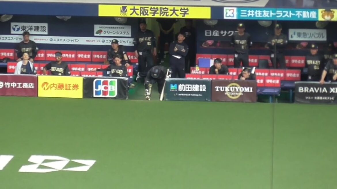 ９回裏ツーアウト 追い込まれた #オリックスバファローズ ベンチ