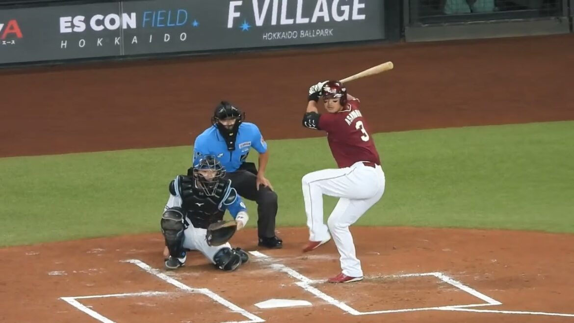 楽天、浅村栄斗のクセになる応援歌　痛烈な打球をライナーキャッチする上川畑大悟‼︎エスコンフィールド北海道日本ハムファイターズ対楽天イーグルス