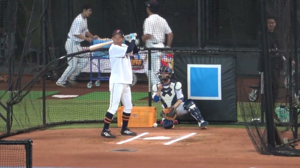 【日韓OB戦】糸井嘉男がスタンドへ何発も放り込み場内がざわめく‼ 懐かしいバッティングフォーム レジェンド達のバッティング練習 現地映像 【한일 OB전】 【日韓OB戦】糸井嘉男がスタンドへ何発も放り込み場内がざわめく‼ 懐かしいバッティングフォーム レジェンド達のバッティング練習 現地映像 【한일 OB전】