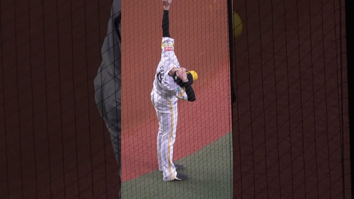 川瀬 晃　首筋重点ストレッチ　#福岡ソフトバンクホークス #shorts