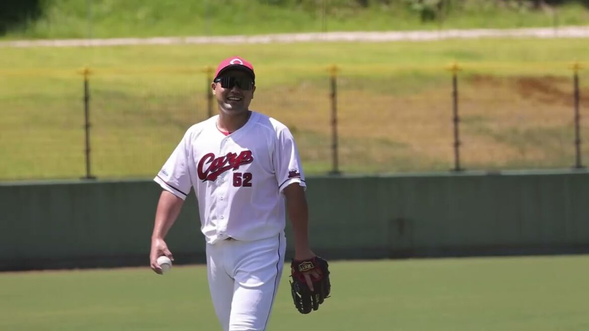 カープ末包選手　由宇二軍合流　試合前練習