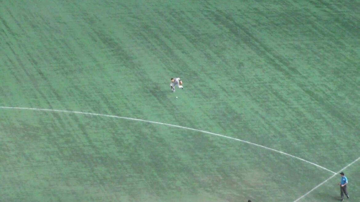 阪神 渡邉諒 ファンブルしエラー　巨人 vs 阪神　2024年7月17日(水) 東京ドーム