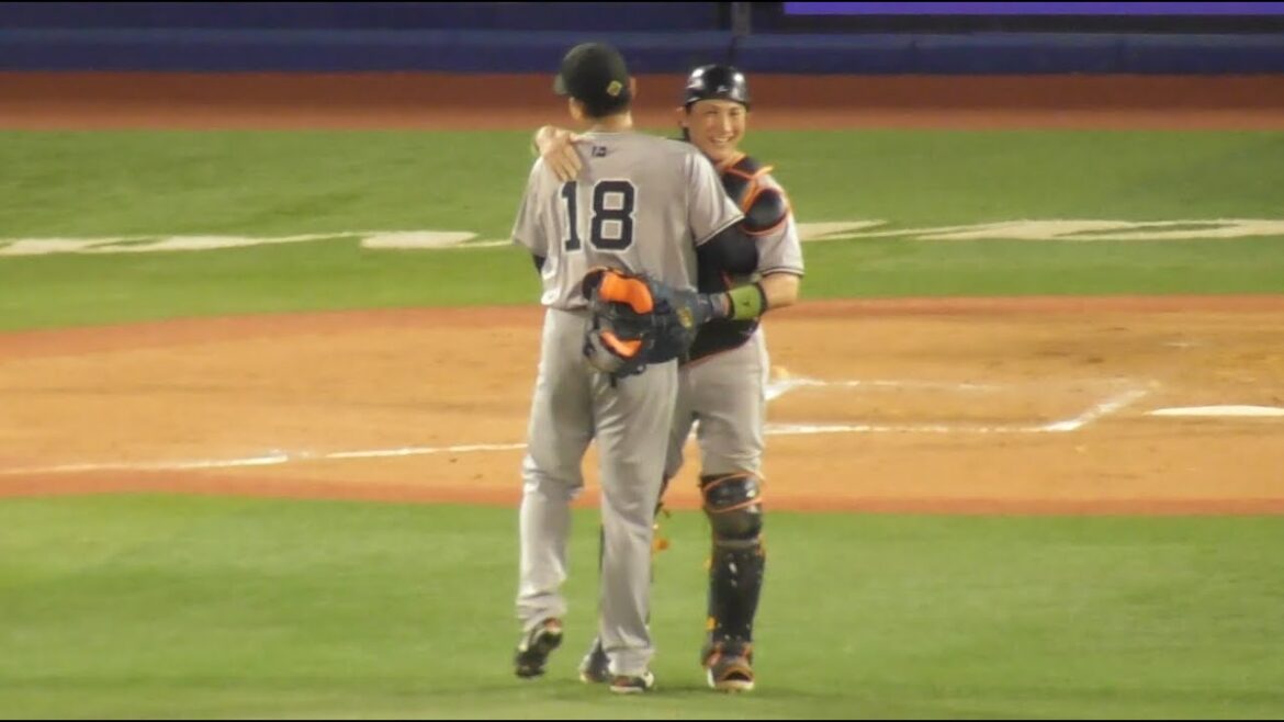 ファンはこれが見たかった！スガコバ勝利のハグ！巨人菅野投手,母校甲子園出場に力をもらい3年ぶりの完封勝利！巨人vsDeNA 9回裏