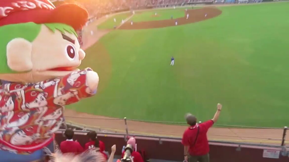 カープ3回野間峻祥ヒット満塁⇒中村貴浩ショートゴロをセカンド返球セーフ判定リクエスト⇒判定セーフ❗カープ先制👍️ カープ3回野間峻祥ヒット満塁⇒中村貴浩ショートゴロをセカンド返球セーフ判定リクエスト⇒判定セーフ❗カープ先制👍️