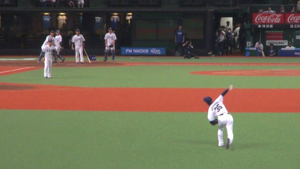 埼玉西武ライオンズ 外野ライト側から見た守備練習の様子　西武 vs 日本ハム　2024年7月9日(火) ベルーナドーム