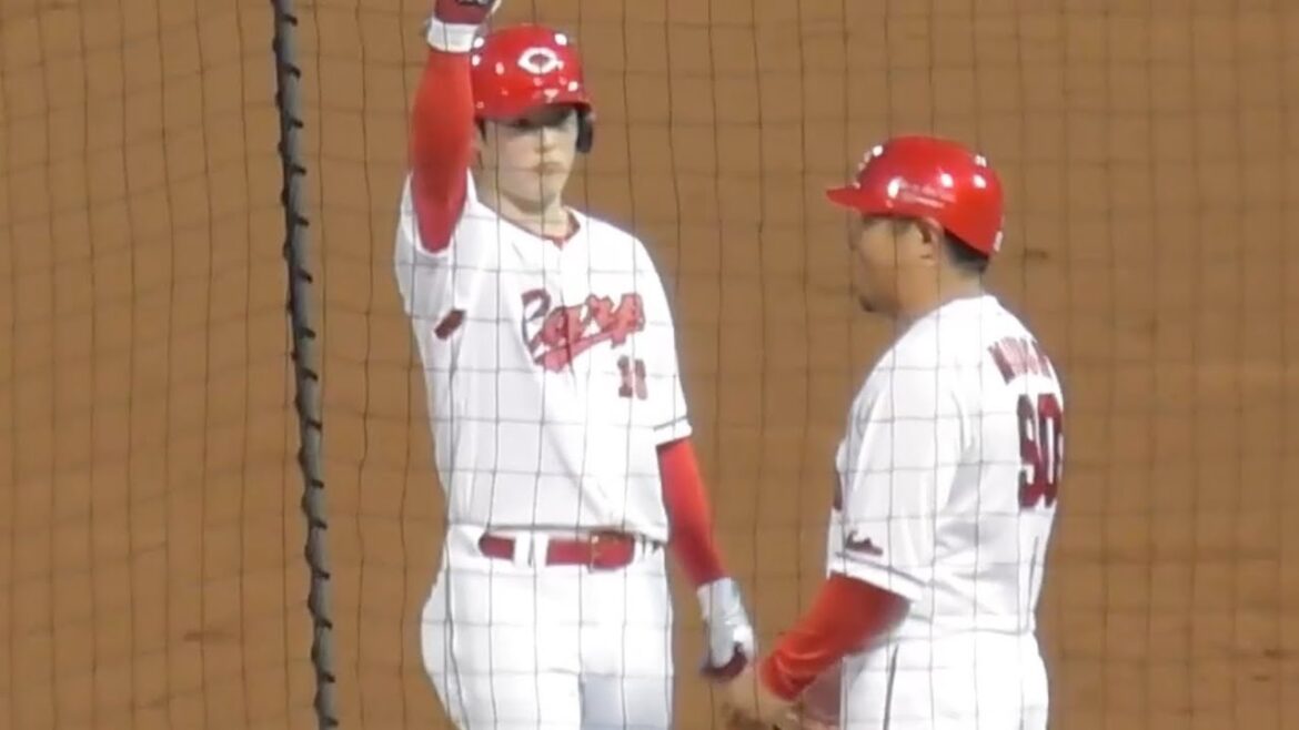 カープが誇る二刀流の森下暢仁がセンターへの勝ち越しタイムリーヒット！中日大野の悪送球もあり、５回3得点ハイライト！2024年8月3日