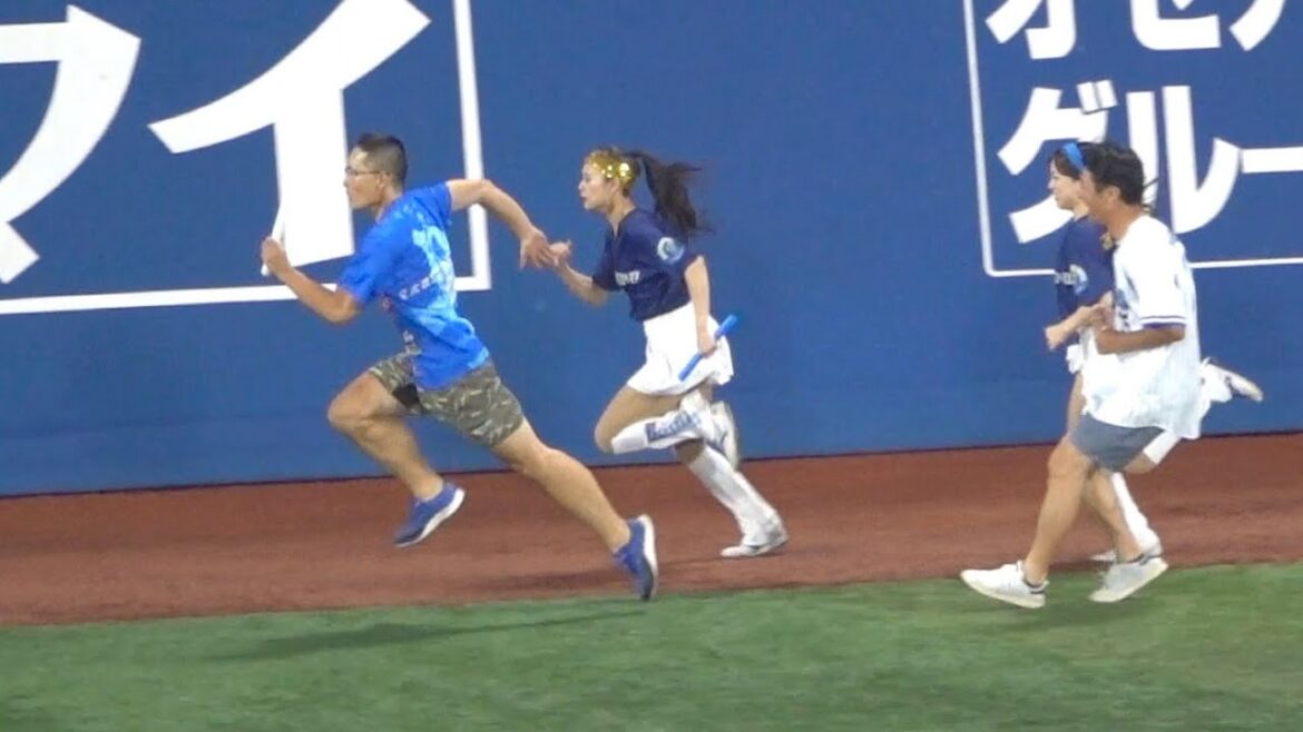 試合は最後まで分からない！アンカー勝負へ！Akiさん発進！チアとファンのリレー対決！ハマスタバトル 2024/08/03 横浜DeNAベイスターズ diana