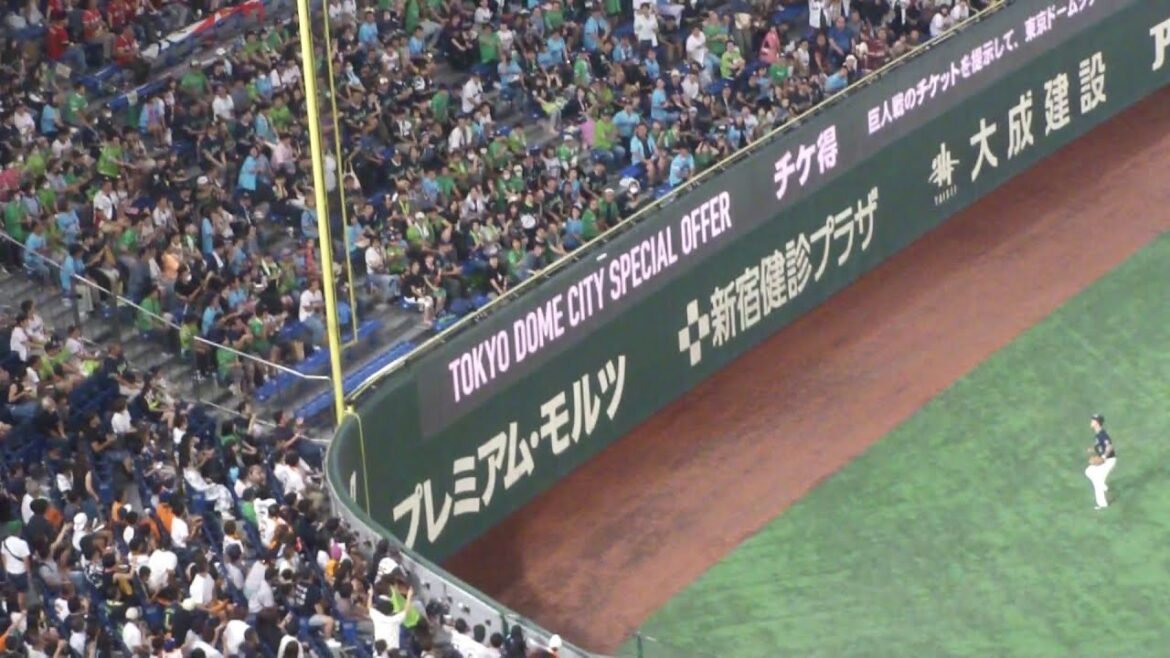 巨人 岡本和真 ホームラン 第17号 2者連続ホームランの2本目　巨人 vs ヤクルト　2024年8月3日(土) 東京ドーム