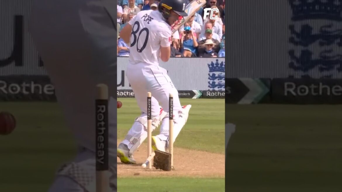 Joseph sends Pope and his middle stump packing 🔥