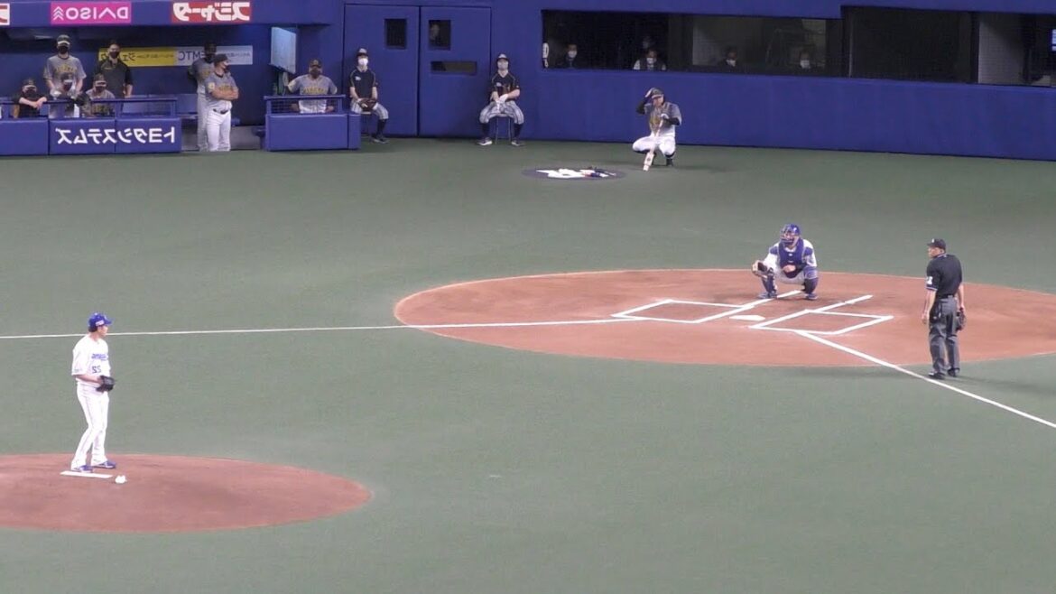 木下拓哉捕手 左投げにしてスローモーション【中日ドラゴンズ 2021年プロ野球】 木下拓哉捕手 左投げにしてスローモーション【中日ドラゴンズ 2021年プロ野球】