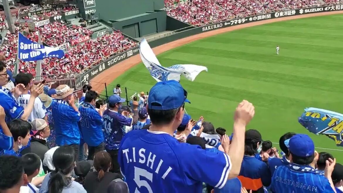 20240505　横浜DeNAﾍﾞｲｽﾀｰｽﾞ　3回表　攻撃前の3連@MAZDA Zoom-Zoom ｽﾀｼﾞｱﾑ広島･ﾋﾞｼﾞﾀｰﾊﾟﾌｫｰﾏﾝｽ